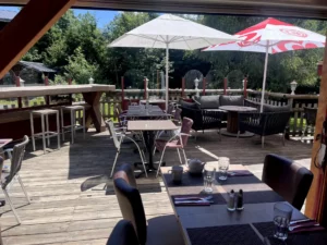 Terrasse ensoleillée